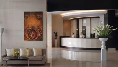 Movenpick Jumeirah Lakes Towers