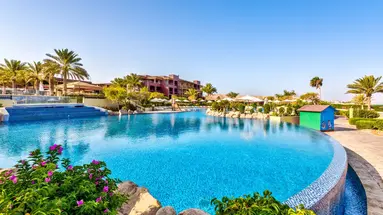 Movenpick Resort & Spa Tala Bay