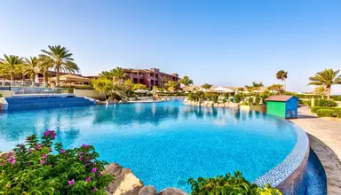 Movenpick Resort & Spa Tala Bay