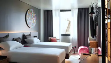 Moxy Athens City