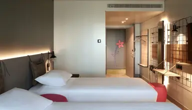 Moxy Athens City