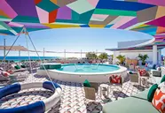 Moxy Miami South Beach