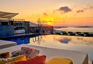 Myconian Kohili & Korali Thalasso