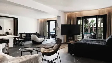 Myconian O Hotel