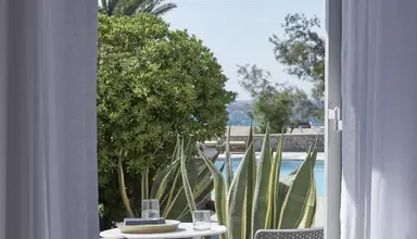 Myconian Sunrise Relais & Chateaux