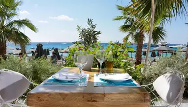 Mykonos Dove Beachfront