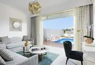Mythos Palace