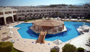 Naama Bay Promenade Mountain Resort