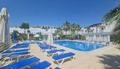 Nagi Beach