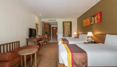Naithonburi Beach Resort