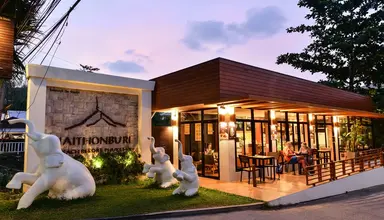 Naithonburi Beach Resort