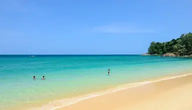 Naithonburi Beach Resort