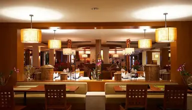 Naithonburi Beach Resort