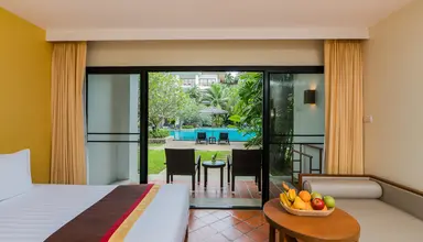 Naithonburi Beach Resort