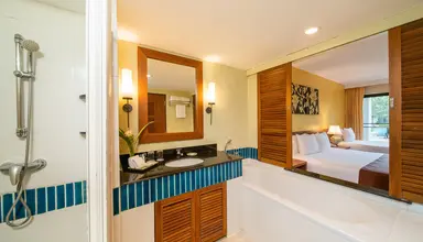 Naithonburi Beach Resort