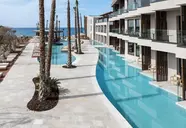 Nalu Resort & Spa