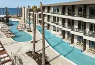 Nalu Resort & Spa