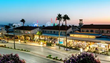Napa Plaza