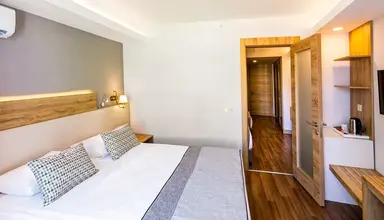 Narcia Resort Side