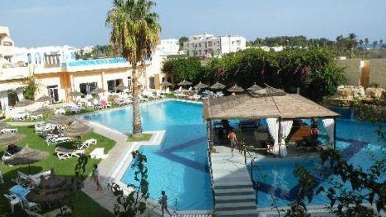 Narcisse Resort