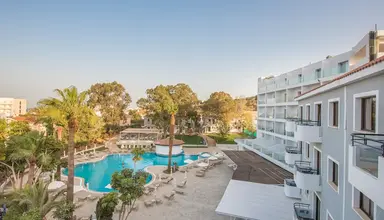 Narcissos Waterpark Resort