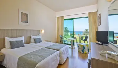 Natura Beach Hotel & Villas
