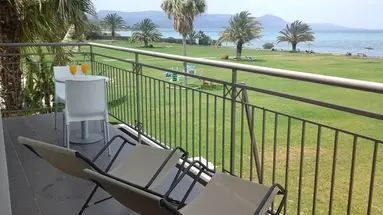 Natura Beach Hotel & Villas