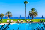 Natura Beach Hotel & Villas