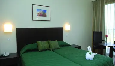 Natura Beach Hotel & Villas