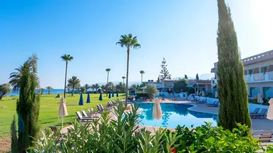 Natura Beach Hotel & Villas