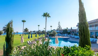 Natura Beach Hotel & Villas