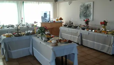 Natura Beach Hotel & Villas