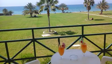 Natura Beach Hotel & Villas