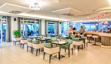 Natura Park Village