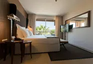 Nau Sao Rafael Suites