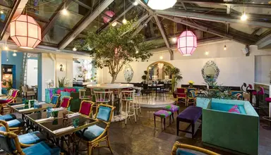 Navona Palace Luxury Inn