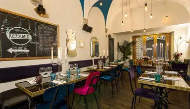 Navona Palace Luxury Inn