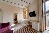 Navona Palace Luxury Inn