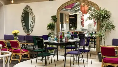 Navona Palace Luxury Inn