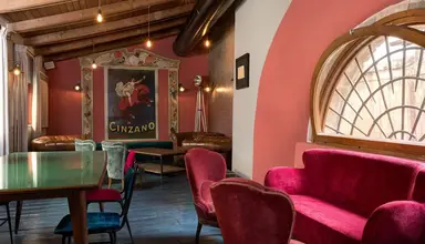 Navona Palace Luxury Inn