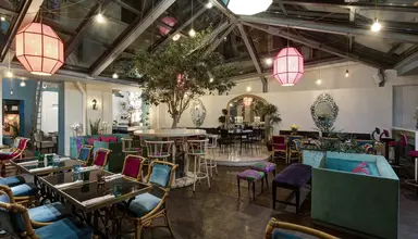 Navona Palace Luxury Inn