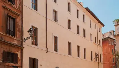 Navona Palace Luxury Inn
