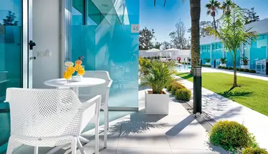 Nayra Bungalows
