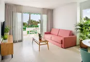 Nazaret Sol (Costa Tequise)