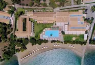 Negroponte Resort