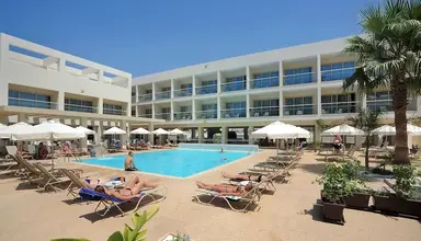 Nelia Gardens