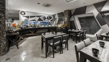 Neo Kuta Jelantik