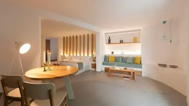 Neptune Luxury Suites