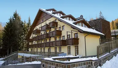 Nevesole Resort