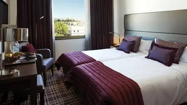 Neya Lisboa